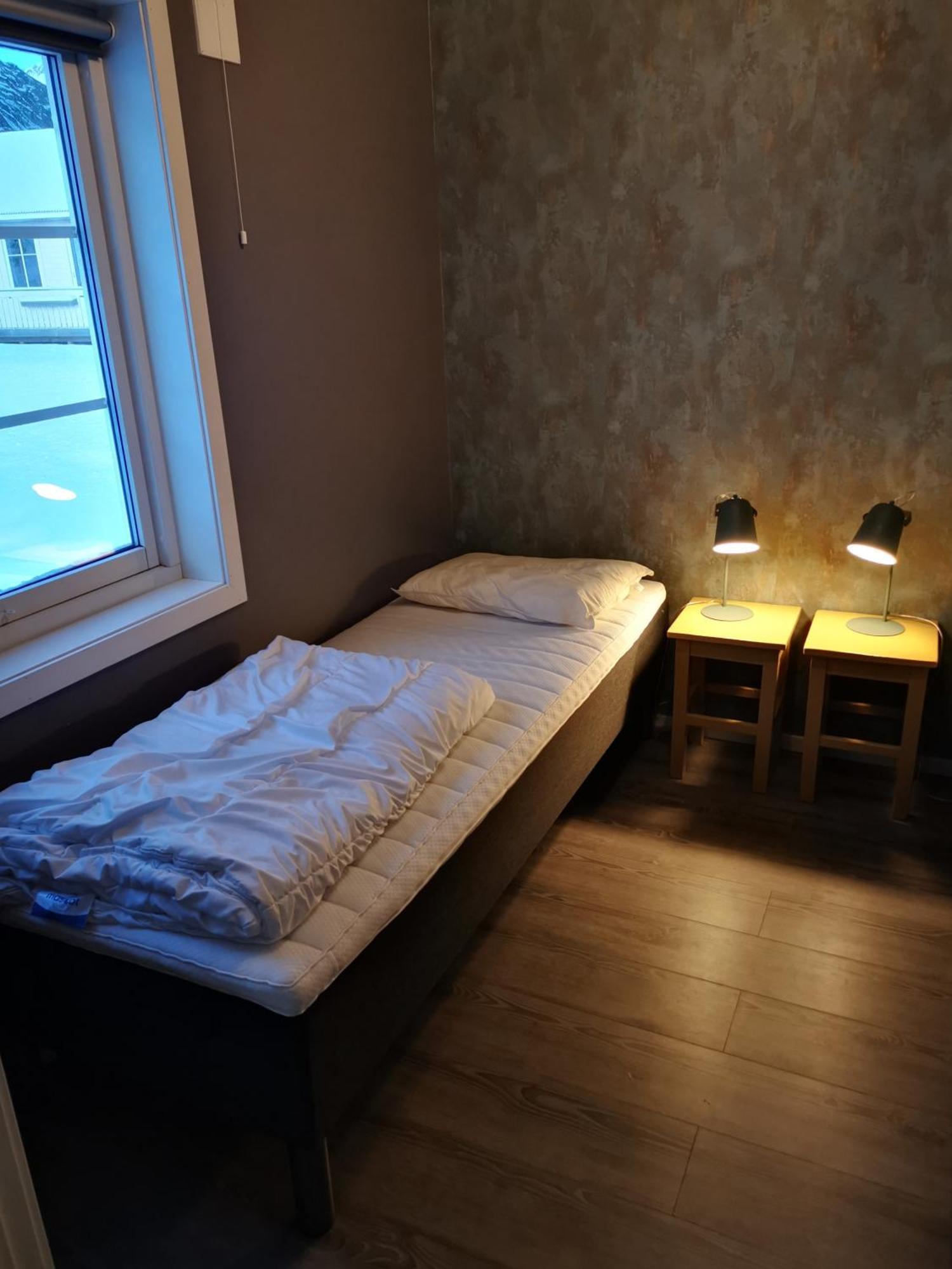 Kaikanten Rorbuer Sennesvik Szoba fotó
